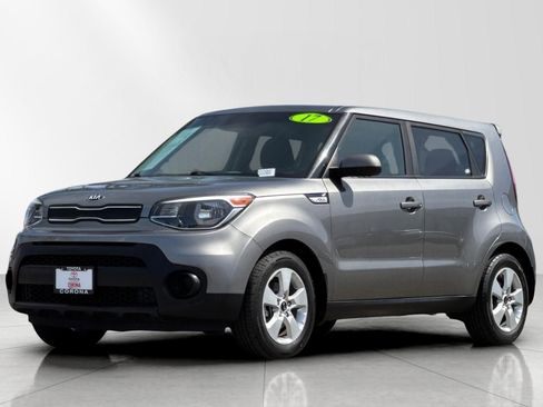 Used 2017 Kia Soul Base image 7