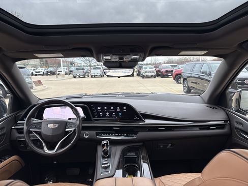 Used 2021 Cadillac Escalade Sport w/ Driver Assist Tech Package image 20