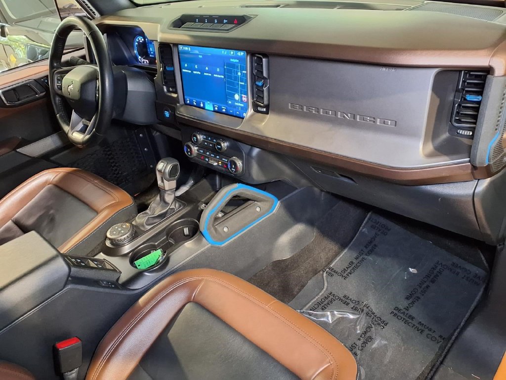Used 2022 Ford Bronco Outer Banks w/ Sasquatch Package AWD/4WD image 30
