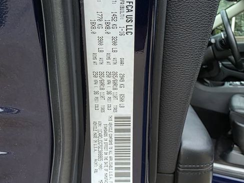 Used 2016 Dodge Durango Limited w/ Nav & Power Liftgate Group AWD/4WD image 37