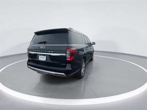 Used 2023 Ford Expedition Max Limited image 8