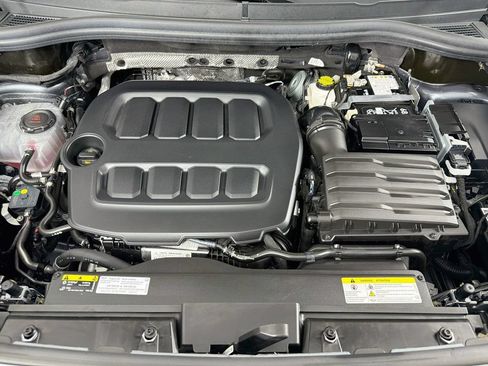 Used 2026 Volkswagen Tiguan SE R-Line AWD/4WD image 31