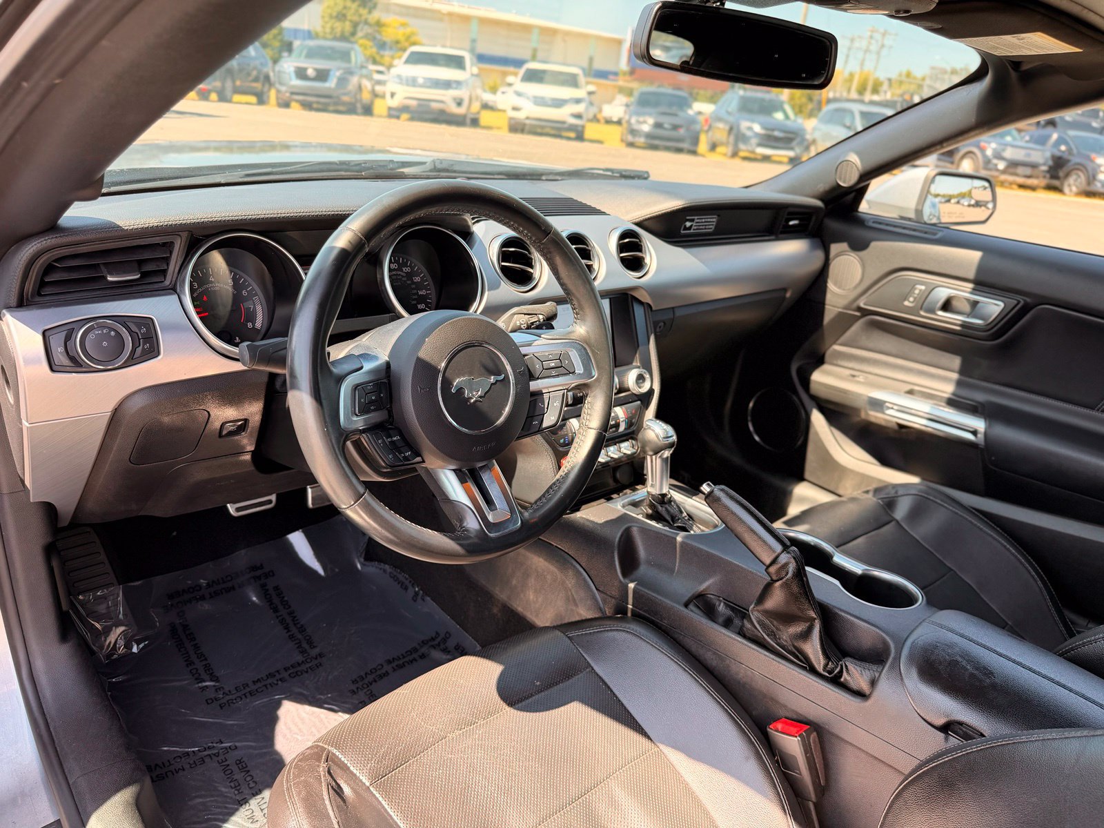 Used 2020 Ford Mustang Premium RWD image 28