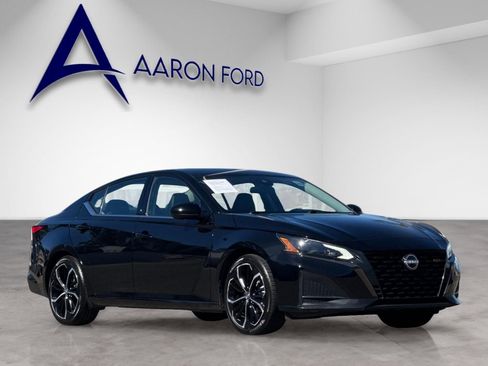 Used 2023 Nissan Altima 2.5 SR image 8