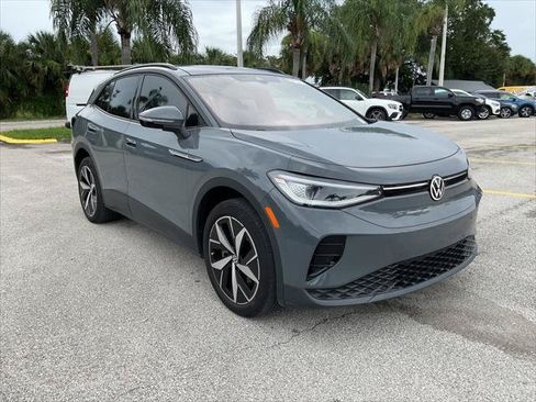Used 2023 Volkswagen ID.4 Pro S AWD/4WD image 17