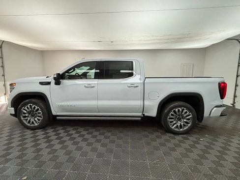 New 2026 GMC Sierra 1500 Denali Ultimate AWD/4WD image 16