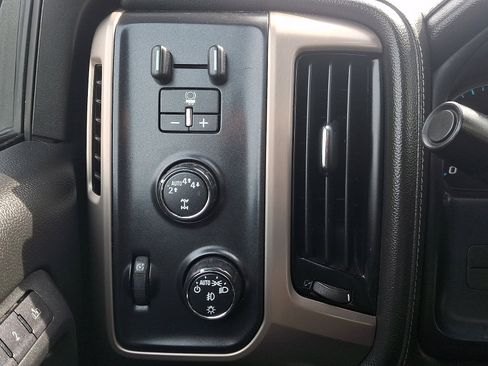 Used 2017 GMC Sierra 1500 Denali image 28