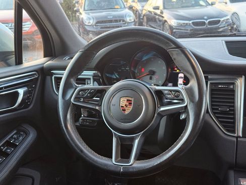 Used 2017 Porsche Macan S AWD/4WD image 32