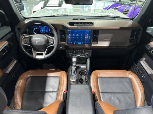 Used 2022 Ford Bronco Outer Banks w/ Sasquatch Package AWD/4WD image 67