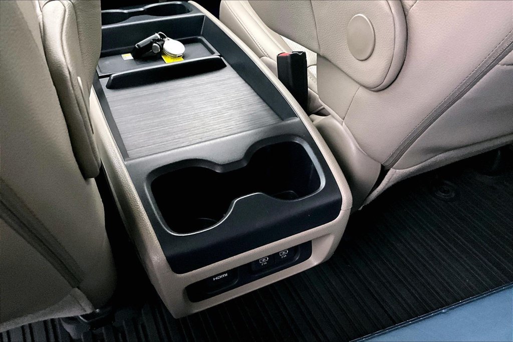 Used 2019 Honda Odyssey Elite image 27