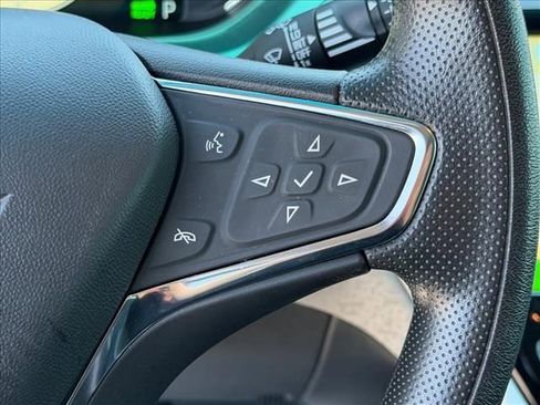Used 2021 Chevrolet Bolt LT FWD image 17