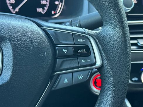 Used 2022 Honda Accord LX image 25