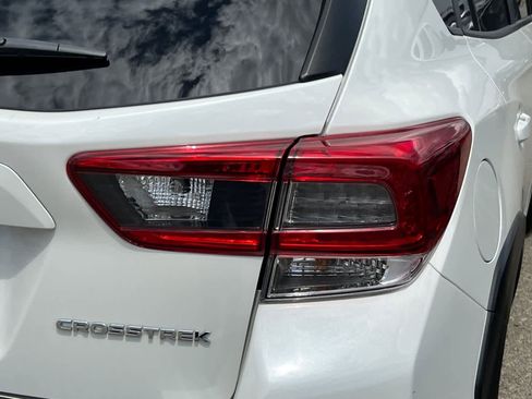 Used 2022 Subaru Crosstrek 2.0i Premium w/ Moonroof Package AWD/4WD image 18