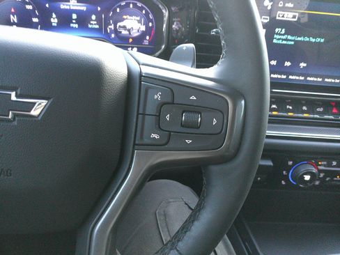 Used 2024 Chevrolet Silverado 1500 ZR2 w/ Technology Package image 20