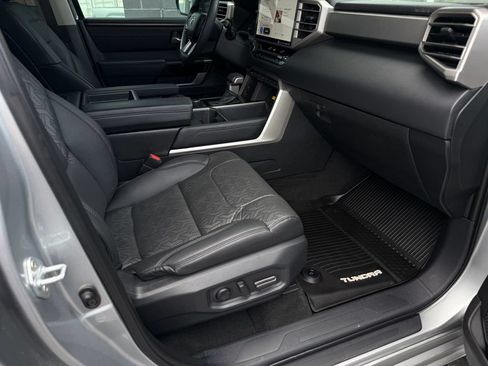 Used 2023 Toyota Tundra Limited AWD/4WD image 42