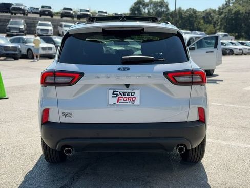 Used 2025 Ford Escape ST-Line w/ Tech Pack #1 FWD image 6