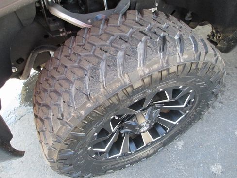 Used 2019 GMC Sierra 2500 Denali w/ Duramax Plus Package image 13