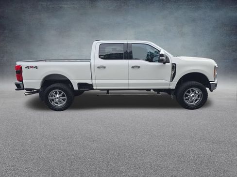 Used 2023 Ford F250 Lariat w/ Lariat Ultimate Package AWD/4WD image 8