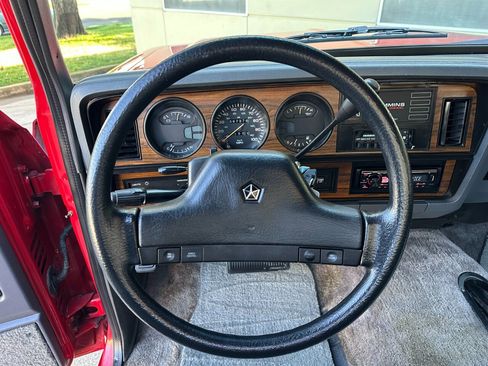Used 1991 Dodge D/W Truck 250 image 42