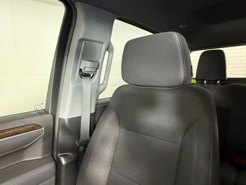 Used 2025 GMC Sierra 1500 Elevation w/ Preferred Package image 21