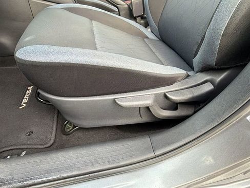 Used 2023 Nissan Versa SV image 21