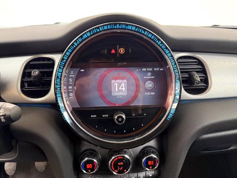 Used 2022 MINI Cooper 2-Door Hardtop w/ Premium Package image 46