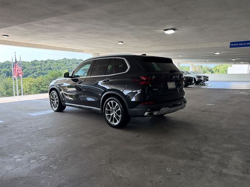 Used 2026 BMW X5 sDrive40i RWD image 3