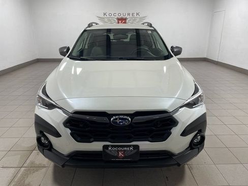 Used 2024 Subaru Crosstrek 2.0i Premium AWD/4WD image 2