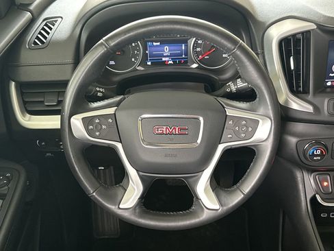 Used 2020 GMC Terrain SLE w/ Driver Convenience Package image 16