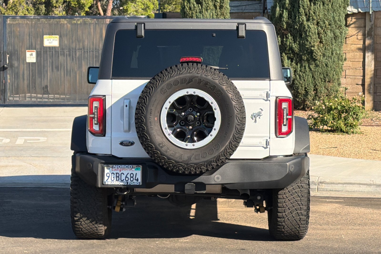 Used 2023 Ford Bronco Outer Banks w/ Sasquatch Package AWD/4WD image 5