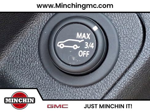 Certified 2021 GMC Terrain SLE w/ Driver Convenience Package AWD/4WD image 27