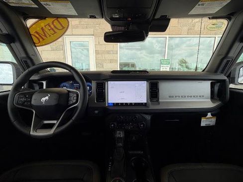New 2026 Ford Bronco Outer Banks AWD/4WD image 27