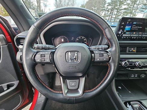 Certified 2023 Honda Pilot TrailSport image 25