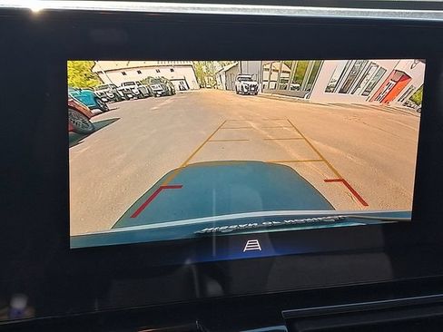 Used 2025 Chevrolet TrailBlazer LT AWD/4WD image 18