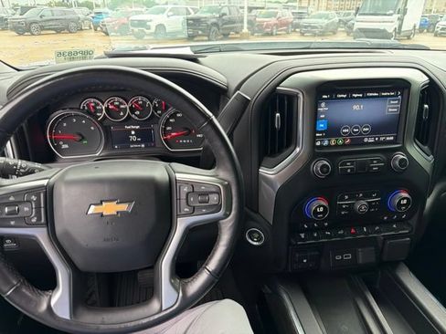 Used 2022 Chevrolet Silverado 2500 LTZ w/ LTZ Plus Package AWD/4WD image 6