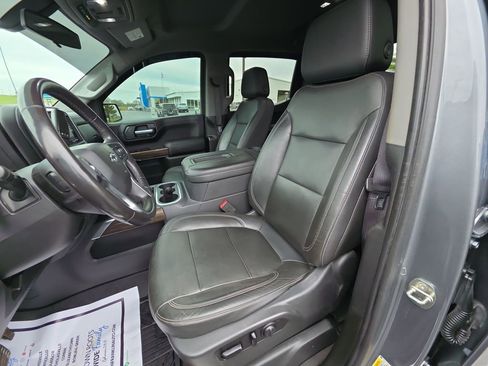Used 2020 Chevrolet Silverado 1500 RST image 11