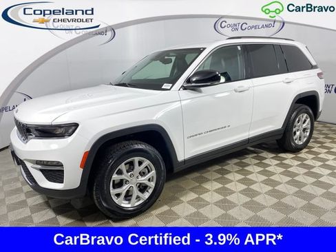 Used 2023 Jeep Grand Cherokee Limited AWD/4WD image 1