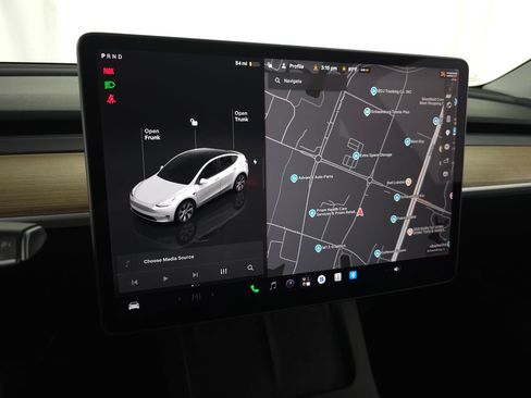 Used 2023 Tesla Model Y Long Range AWD/4WD image 22