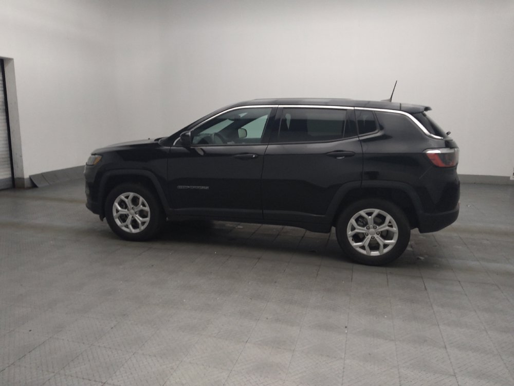 Used 2024 Jeep Compass Sport AWD/4WD image 3