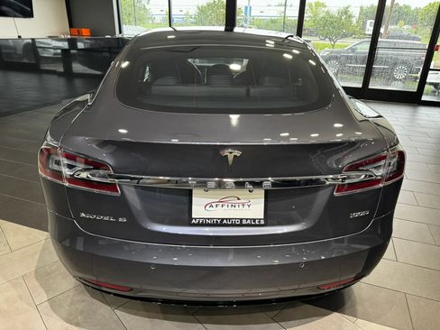 Used 2018 Tesla Model S 100D AWD/4WD image 4