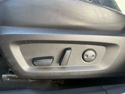 Used 2023 Mitsubishi Outlander SE image 23