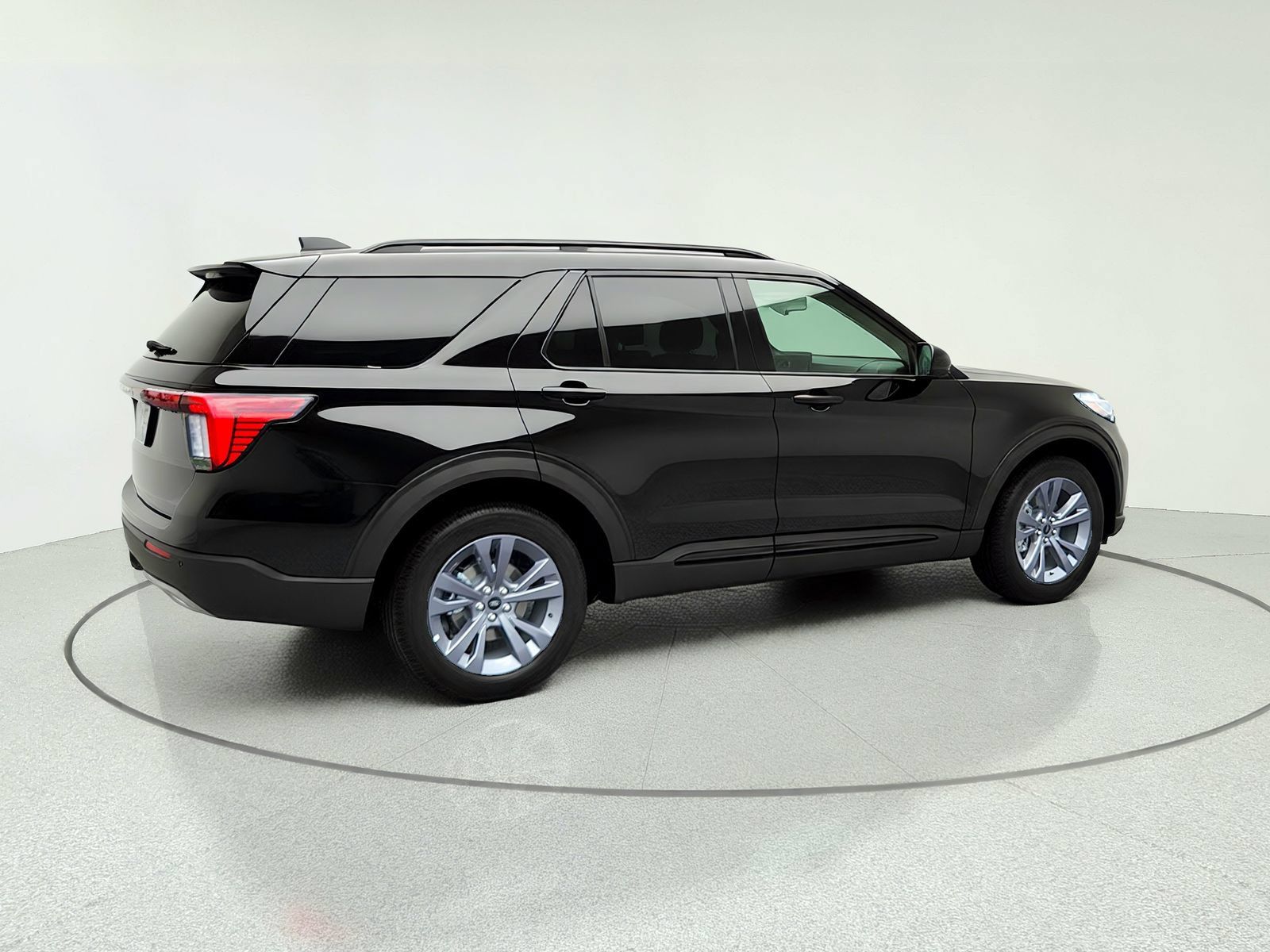 New 2026 Ford Explorer Active w/ Active Comfort Package AWD/4WD image 9