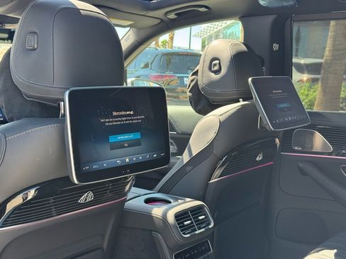 New 2026 Mercedes-Benz Maybach GLS 600 4MATIC image 19