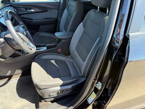 Certified 2023 Chevrolet TrailBlazer LT w/ Sun and Liftgate Package image 31