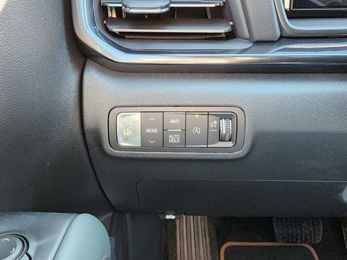 New 2026 GMC Terrain AT4 w/ Convenience Package III image 18