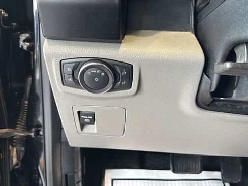 Used 2019 Ford F150 XL w/ Equipment Group 101A Mid image 17