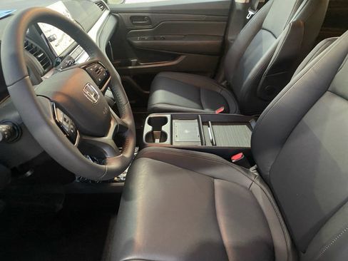 Certified 2026 Honda Odyssey EX-L image 11
