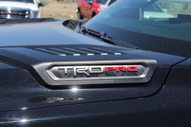 Used 2025 Toyota Sequoia TRD Pro AWD/4WD image 18