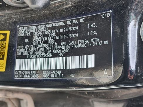 Used 2019 Toyota Highlander XLE image 36