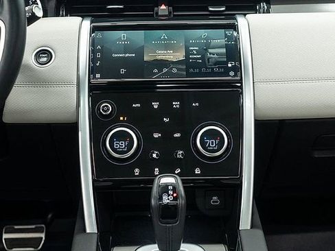 Used 2023 Land Rover Discovery Sport S R-Dynamic image 21